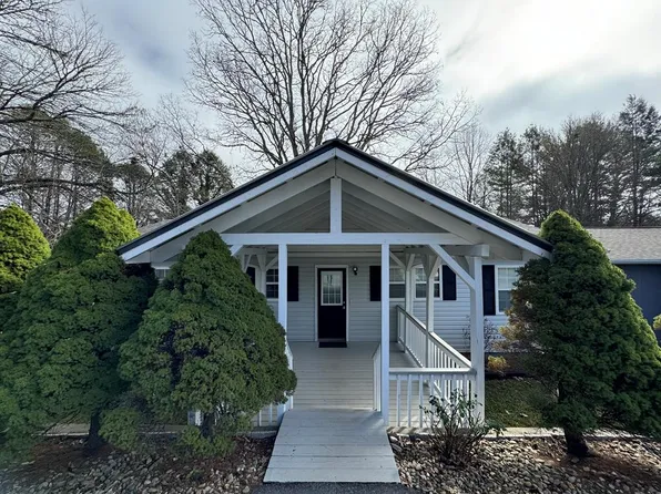 201 Childers Rd, Franklin, NC 28734