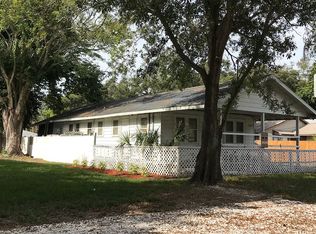802 37th St W, Bradenton, FL 34205