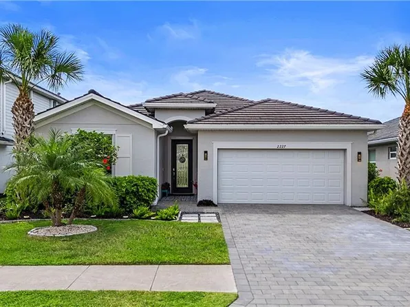 2227 Dancy ST, NAPLES, FL 34120