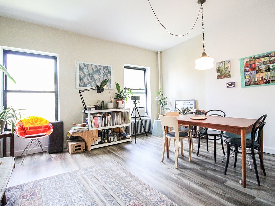 1st image of 145 Amity St APT 5