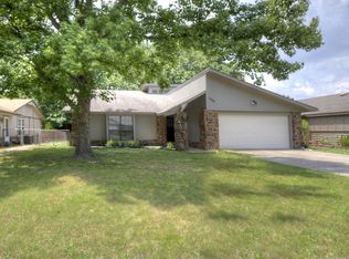 1000 Locke St, Pryor, OK 74361