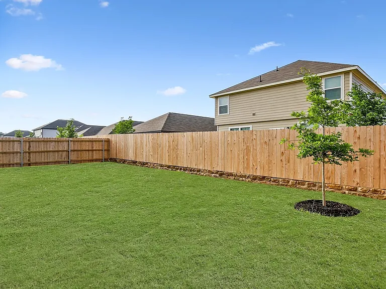 2400 Texas Ash Way — Photo 3