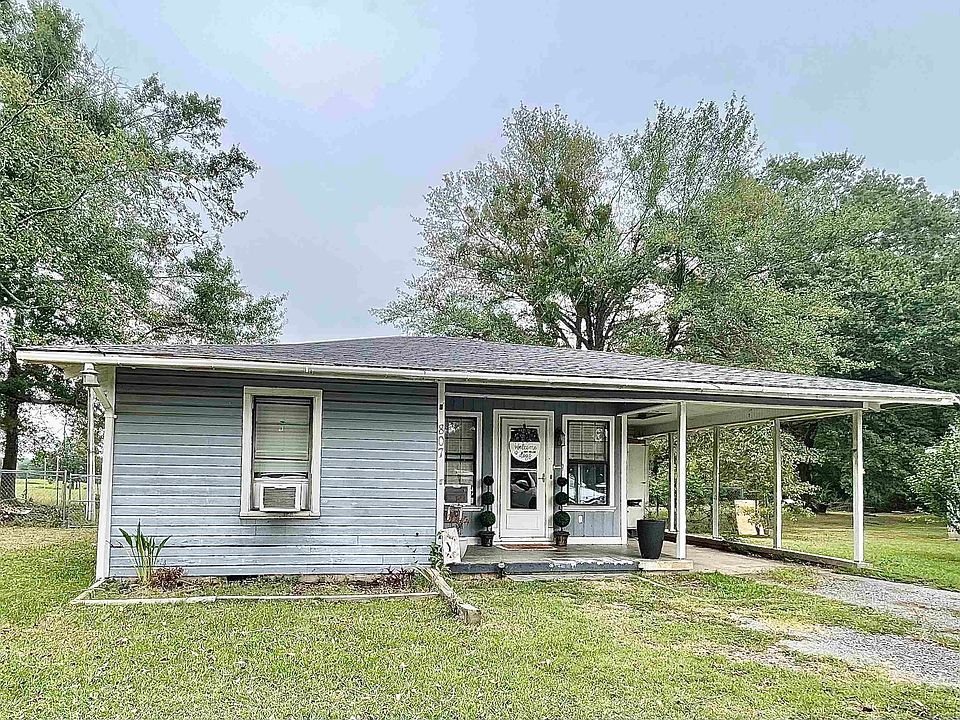 1st image of 807 W Arkansas Ave