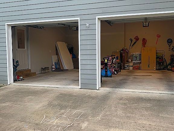 2 Car Garage