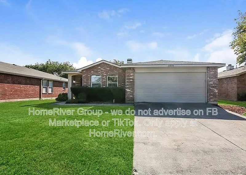 4808 Cedar Crest Dr