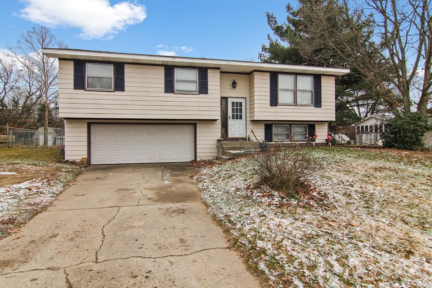 4811 E 1047 N, Demotte, IN 46310 | Zillow