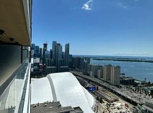 1 Concord Cityplace Way #4908, Toronto, ON M5V 3V4