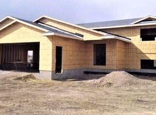 1007 Nano Nagle Ave NE, Aberdeen, SD 57401