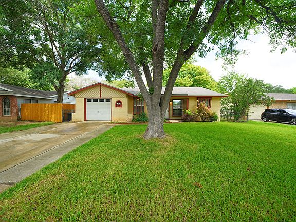 2nd image of 221 Judith Ann Dr