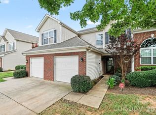 12058 Stratfield Place Cir, Pineville, NC 28134