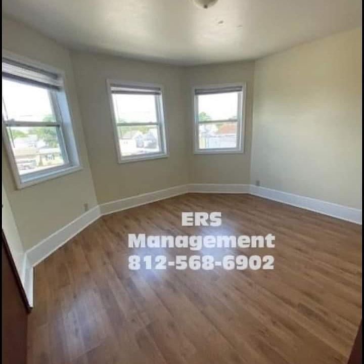 1st image of 1224 N 1st Ave #D