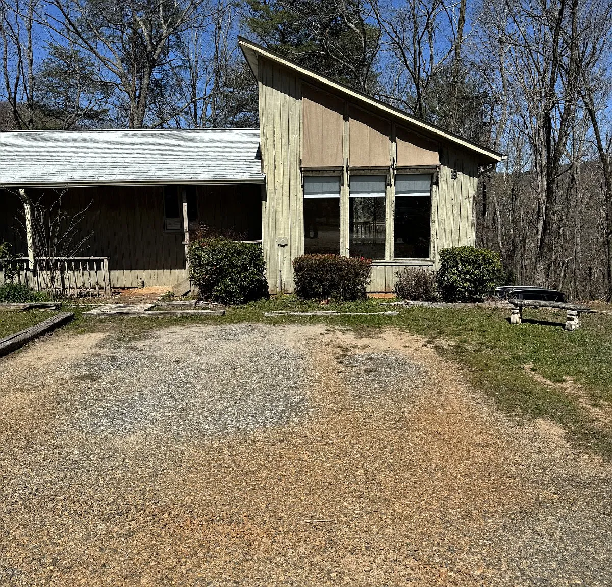 2 bed, 1.5 bath, 961 sqft, $1,150 — Photo 1