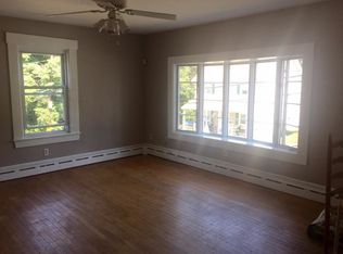 44 Chestnut St, Woburn, MA 01801