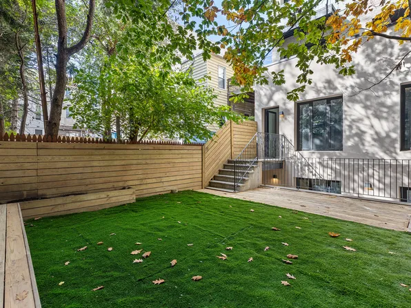 84 Meserole Avenue image 1 of 10