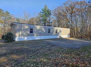 738 E Pittston Rd, Pittston, ME 04345