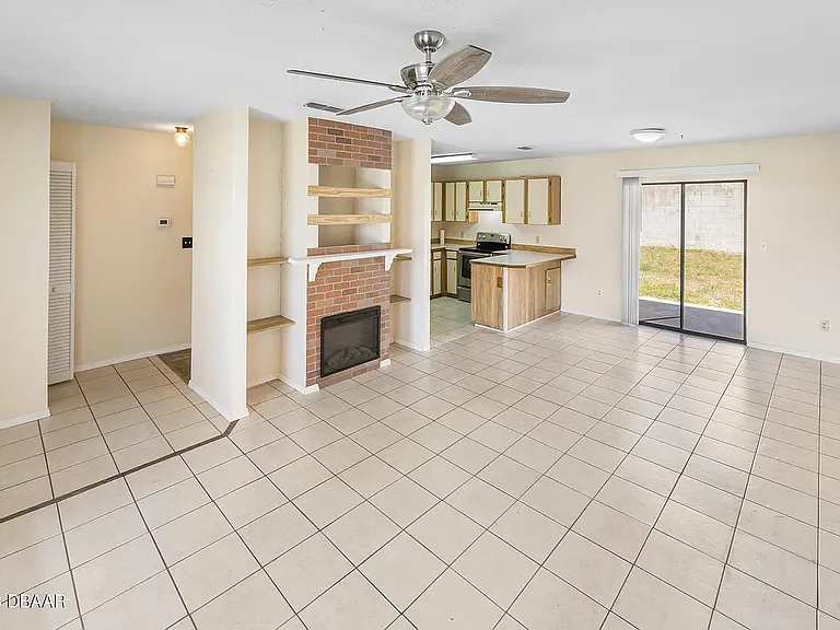 3855 Cardinal Blvd — Photo 11