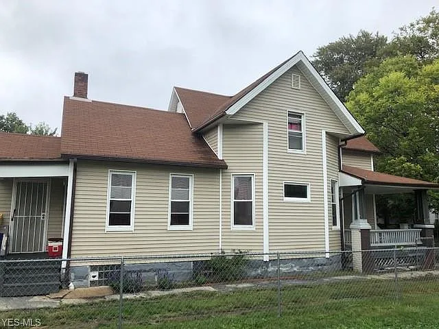 2108 W 83rd St photo 1
