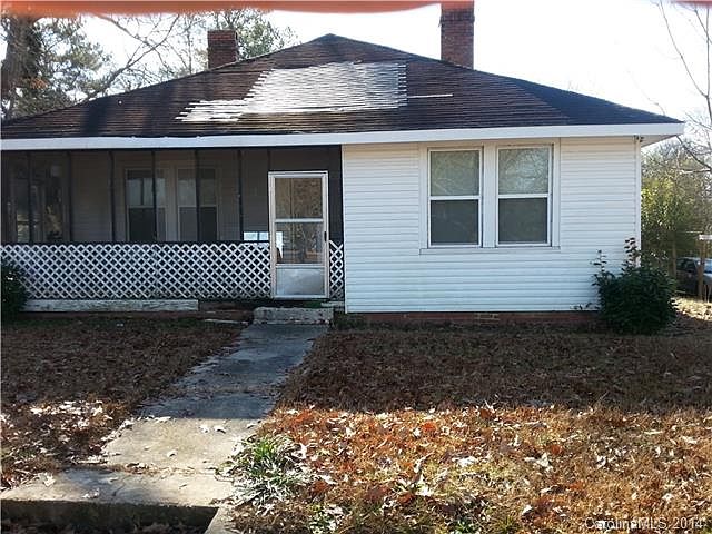1st image of 160 Dogwood St