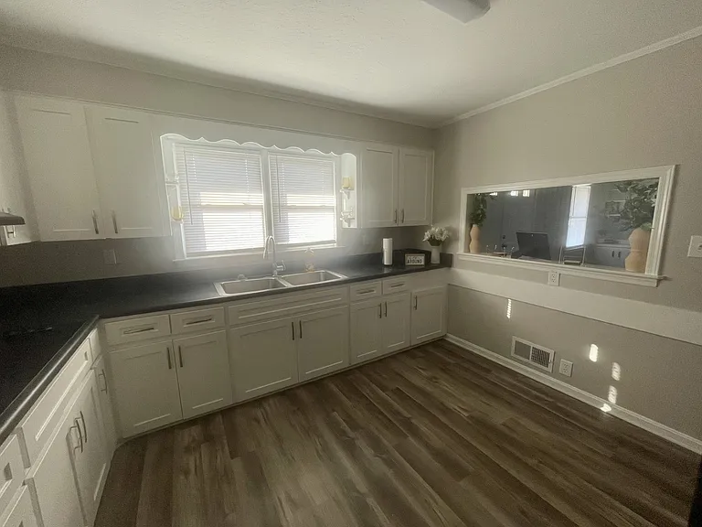 3101 Old Louisville Rd #A — Photo 5