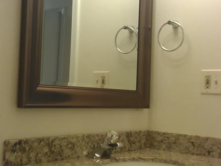 2900 S King St #207 — Photo 10