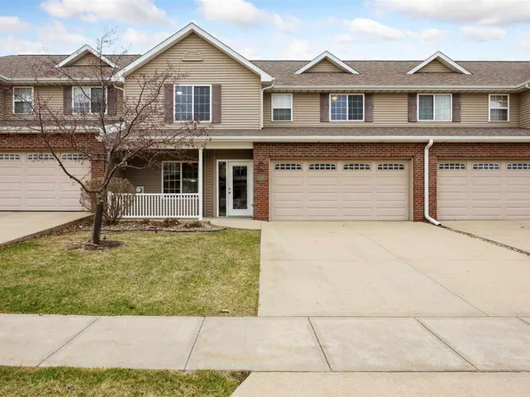 1497 Burr Dr, North Liberty, IA 52317