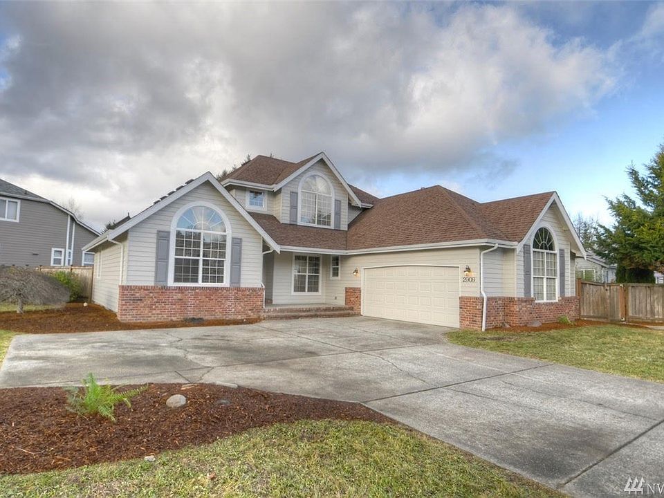 1st image of 2909 Edinburgh Dr SE