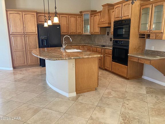 3rd image of 3441 Pocahontas Dr