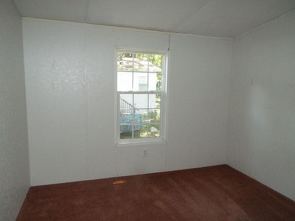 4th image of 2604 County Road 426f