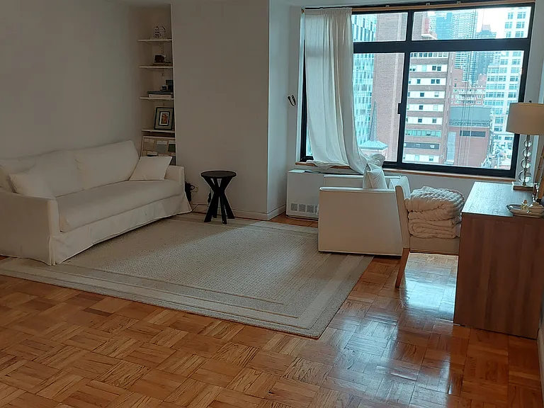 400 E 70th St #1208 — Photo 2