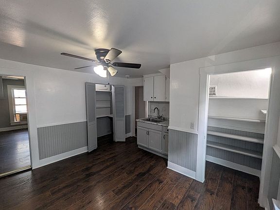 5th image of 20 Chellis St #2