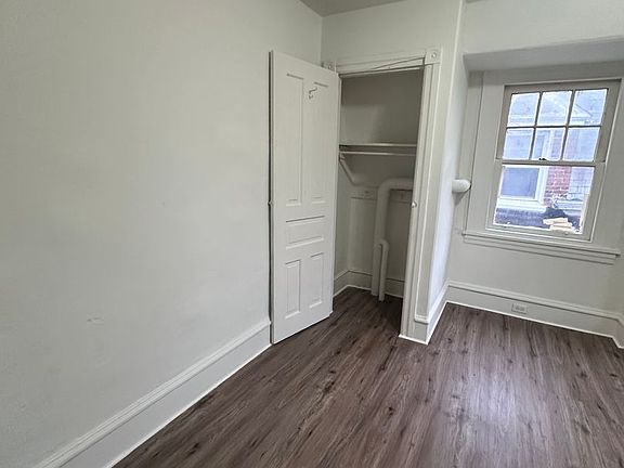 4th image of 919 Swede St #A2