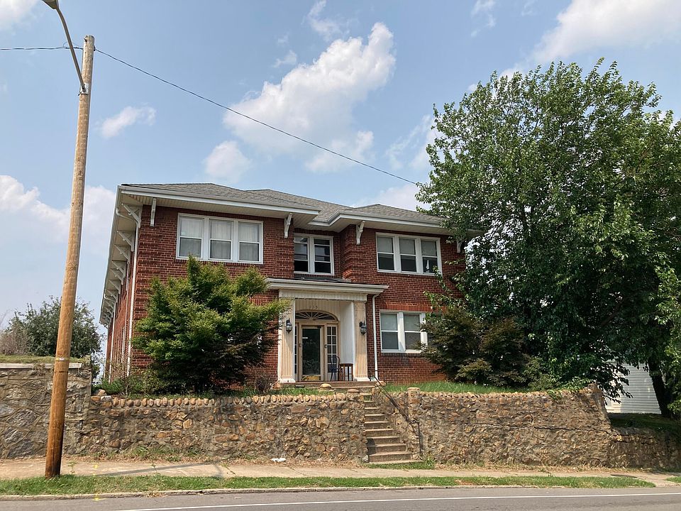 1st image of 115 Elm Ave SW #L1