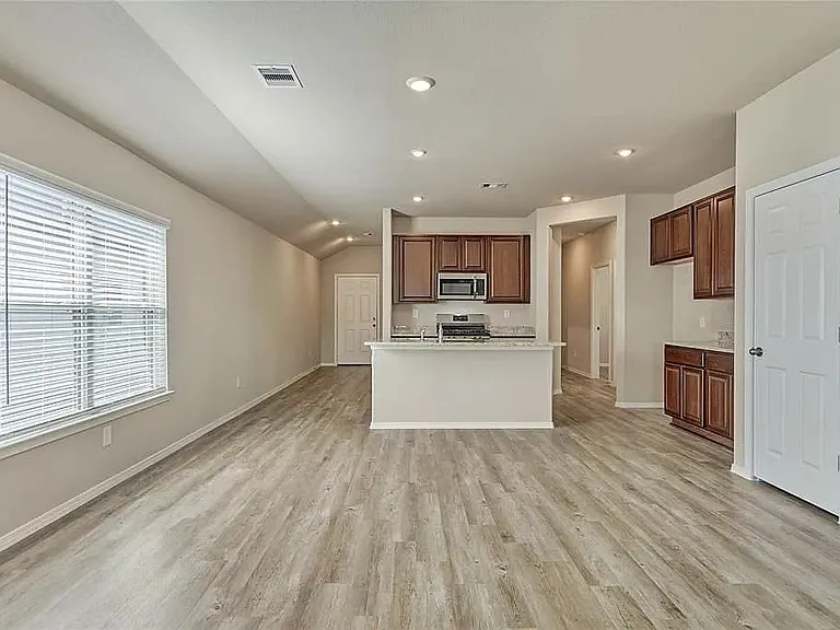 1854 Brushy Cedar Dr — Photo 12