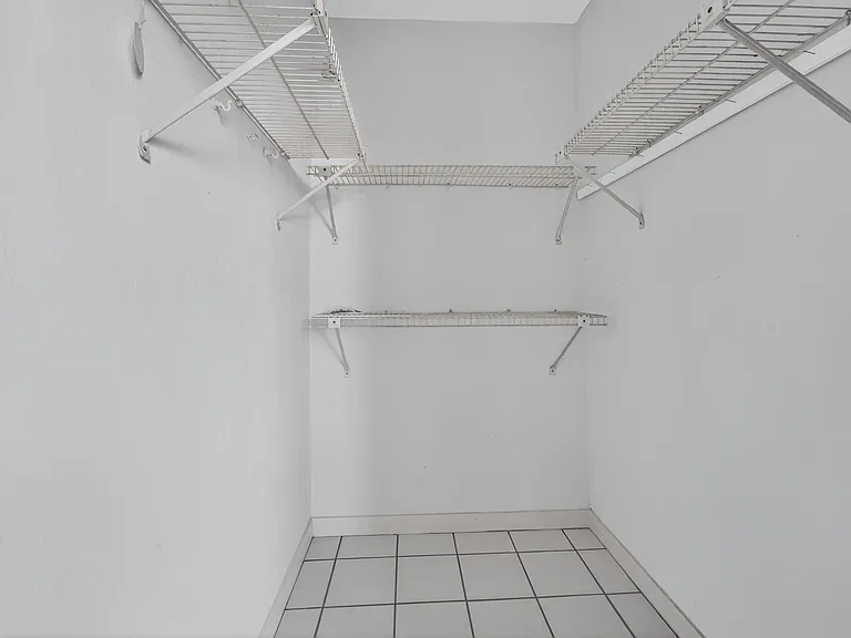 6 Concourse Dr #A — Photo 25