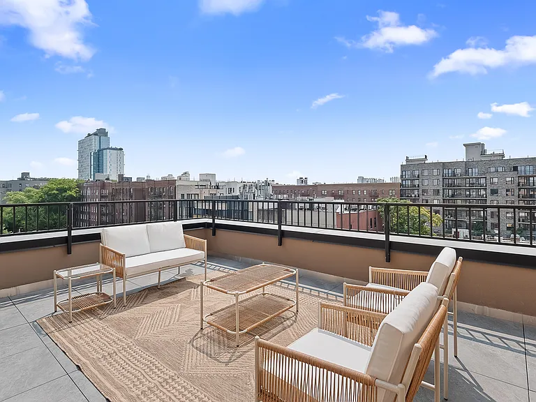 1 Lenox Rd #6B — Photo 1