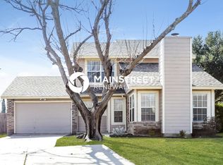 1400 Thackery Dr, Arlington, TX 76018