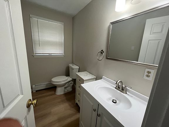 3rd image of 14 Matthew Dr #1