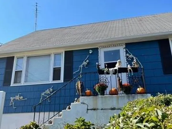407 Kent Ave, Bridgeport, CT 06610