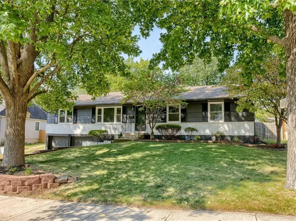 3320 Mohawk Ln, Kansas City, MO 64116