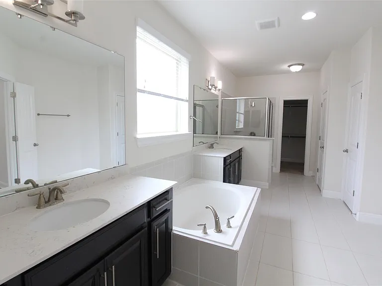 5800 Viejo Dr — Photo 15