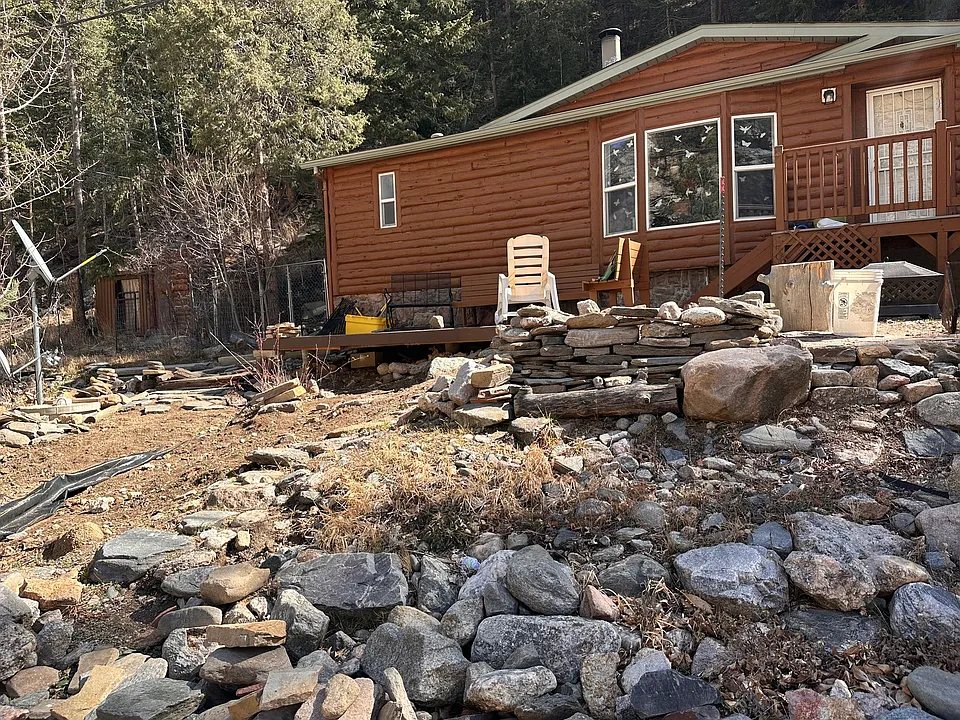 304 Waltonia River Ct