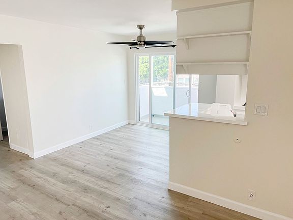 4th image of 815 S Wooster St APT 307