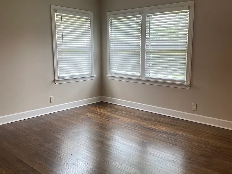 1805 S Van Buren St — Photo 14