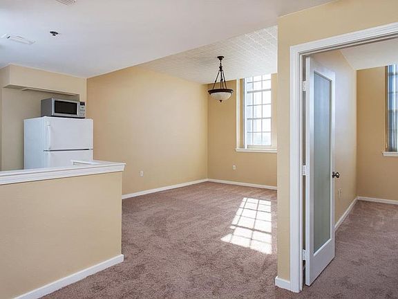5th image of 701 Mirror Lake Dr N APT 307