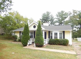 409 E Chester Dr, Ellettsville, IN