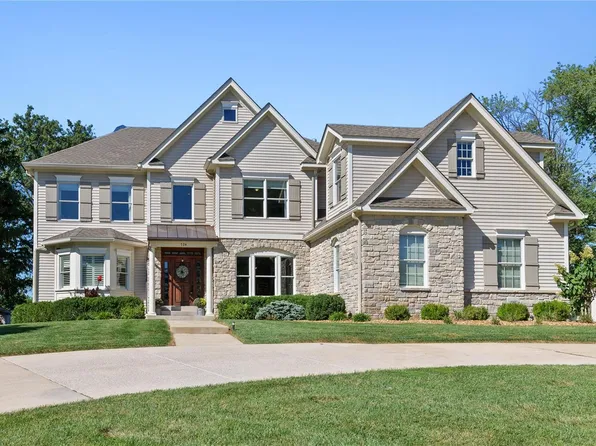 734 Champeix Ln, Saint Louis, MO 63141