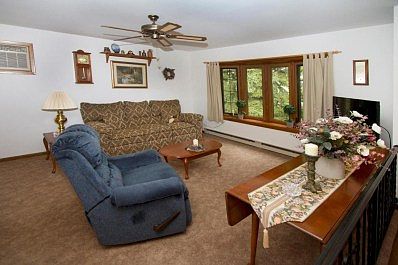 Living Rm (2)