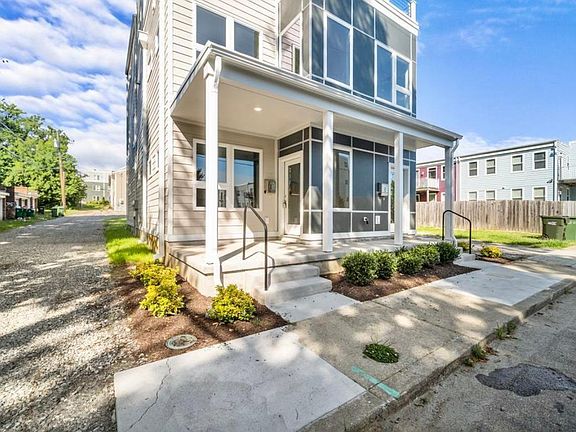 2nd image of 210 W 10th St Unit B