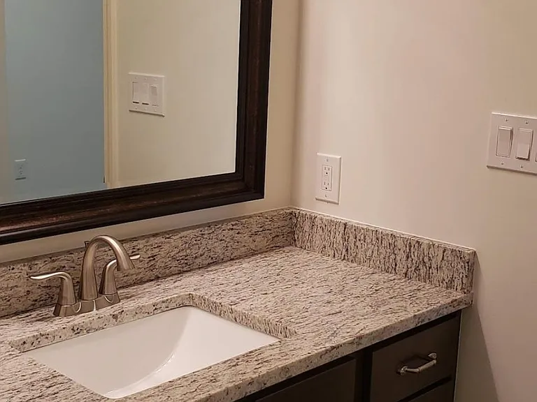 332 Wolf Den Dr — Photo 3