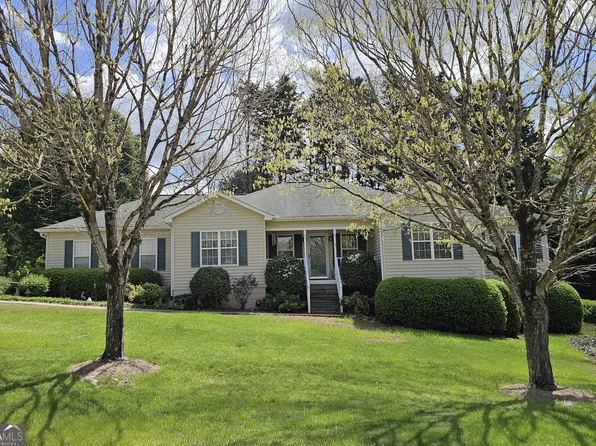 3753 Maple Forge Ln, Gainesville, GA 30504